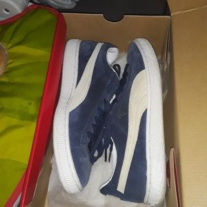 Blue suede puma